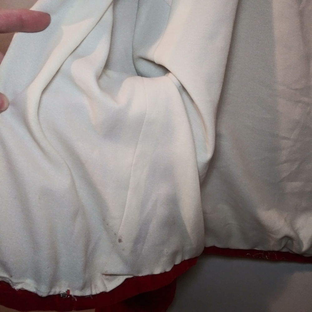 Vintage 1930-40's Handmade Scarlet Velvet Wrap Blouse With Stamped Grape Pattern - Picture 14 of 16
